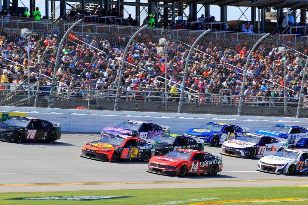 2025 NASCAR Darlington Schedule Key Times for Race and Qualifying This